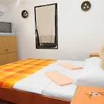 With Parking Space Podaca, Makarska - 15748 アパート
