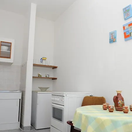 Apartment With A Parking Space Podaca, Makarska - 15748 *