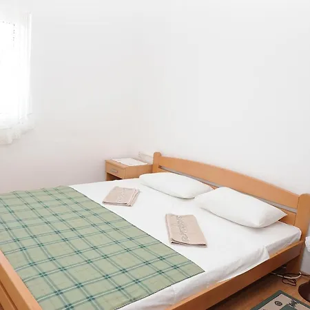 Apartment With Parking Space Podaca, Makarska - 15748