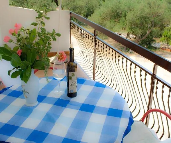 Apartment With Parking Space Podaca, Makarska - 15748 *