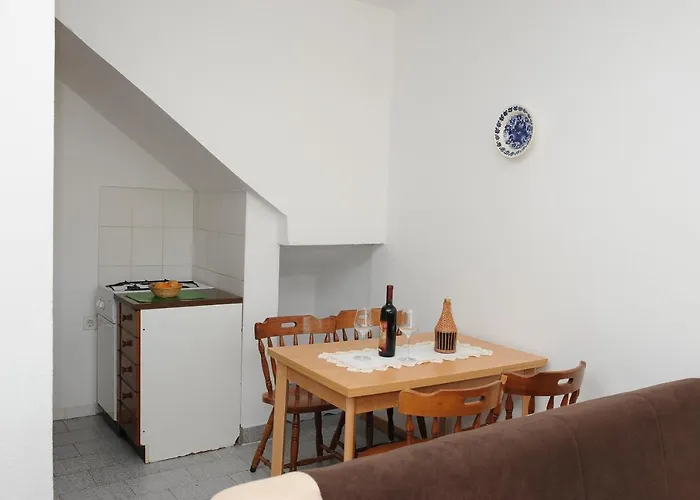 Apartment With Parking Space Podaca, Makarska - 15748