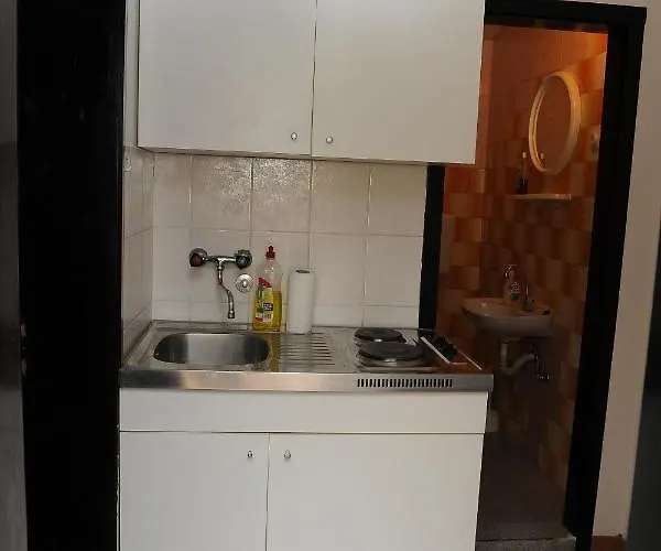 Apartment With Parking Space Podaca, Makarska - 15748